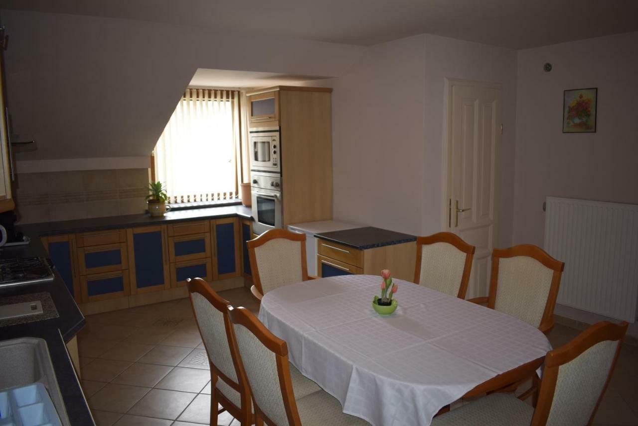 Taverna Panzio Sopron Buitenkant foto